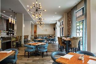 hilton garden inn mobile downtown