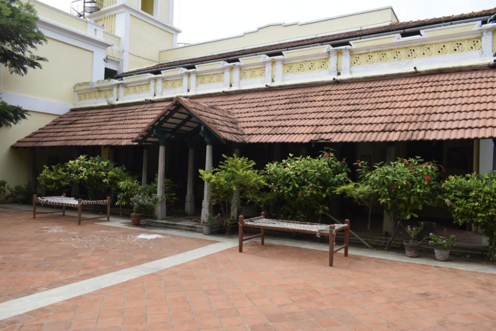 saradharam heritage hotel lakshmi vilas