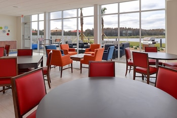 Holiday Inn Express & Suites Trinity By Ihg,New Port Richey>>Caladesi Island State Park,3 star