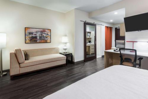 home2 suites by hilton atlanta downtown