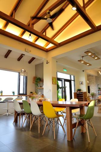 the tree bed and breakfast
