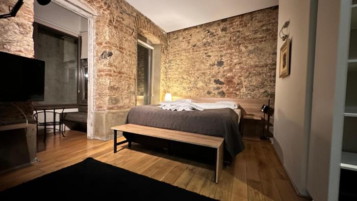 rooms galata