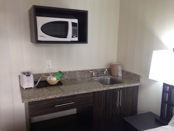 days inn by wyndham sylvan lake