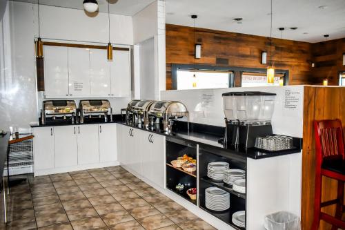 days inn by wyndham sylvan lake