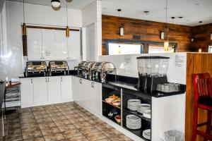 days inn by wyndham sylvan lake