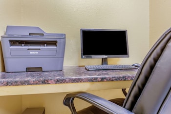 Days Inn & Suites By Wyndham El Dorado,Kansas>>El Dorado,3 star