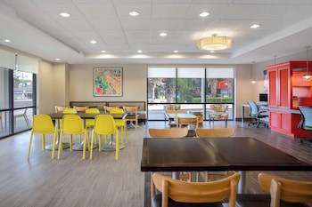 Home2 Suites By Hilton Gainesville Medical Center,Gainesville>>Alachua,3 star