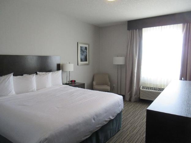 best western plus airdrie gateway