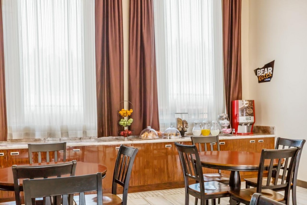 Travelodge Inn & Suites By Wyndham Bell Los Angeles Area,Bell Gardens>>Bell,2 star
