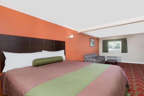 travelodge inn and suites by wyndham bell los angeles area
