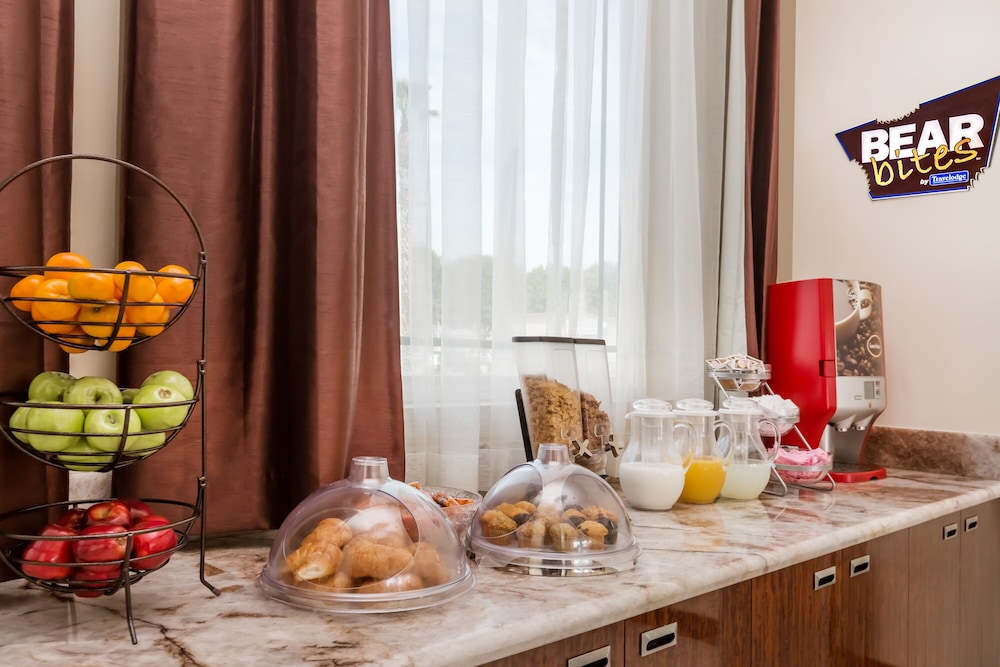 travelodge inn and suites by wyndham bell los angeles area