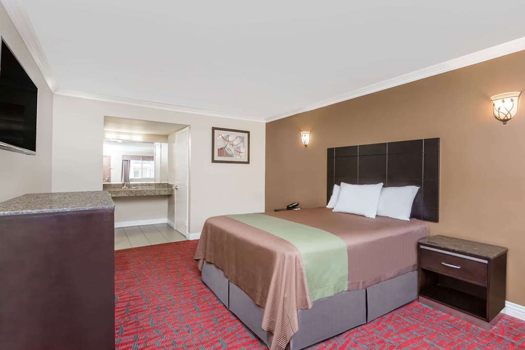 travelodge inn and suites by wyndham bell los angeles area