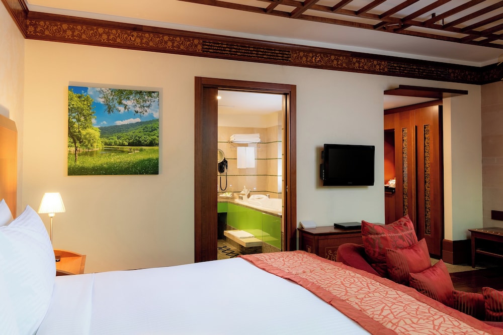 holiday inn kuwait al thuraya city by ihg