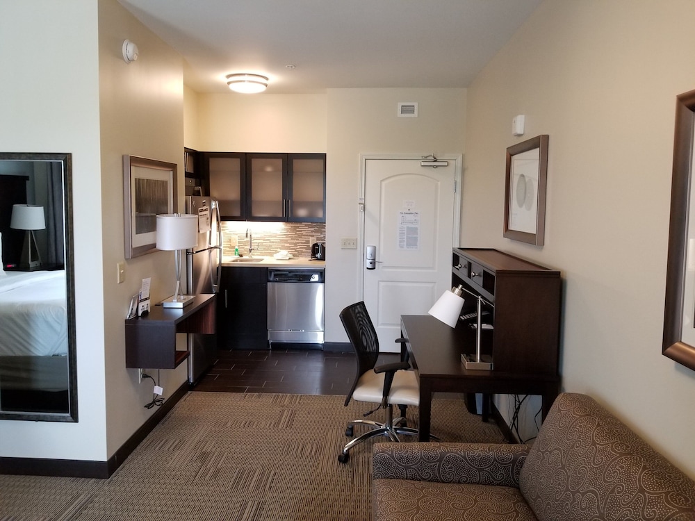 staybridge suites toledo rossford perrysburg by ihg
