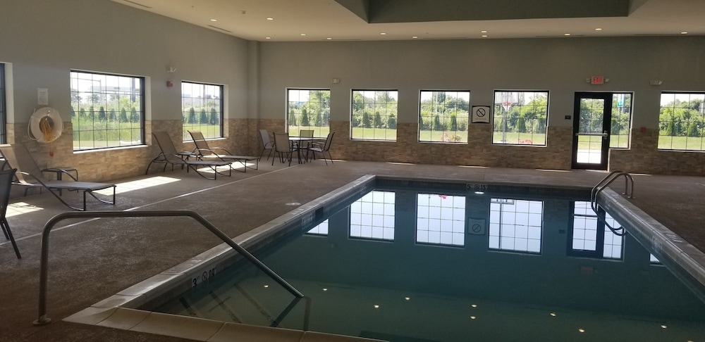 staybridge suites toledo rossford perrysburg by ihg