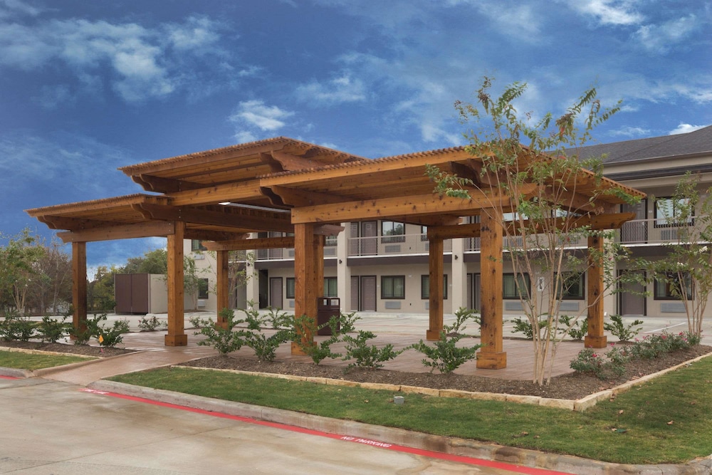 Baymont By Wyndham Bryan College Station,Bryan>>Brazos,2.5 star