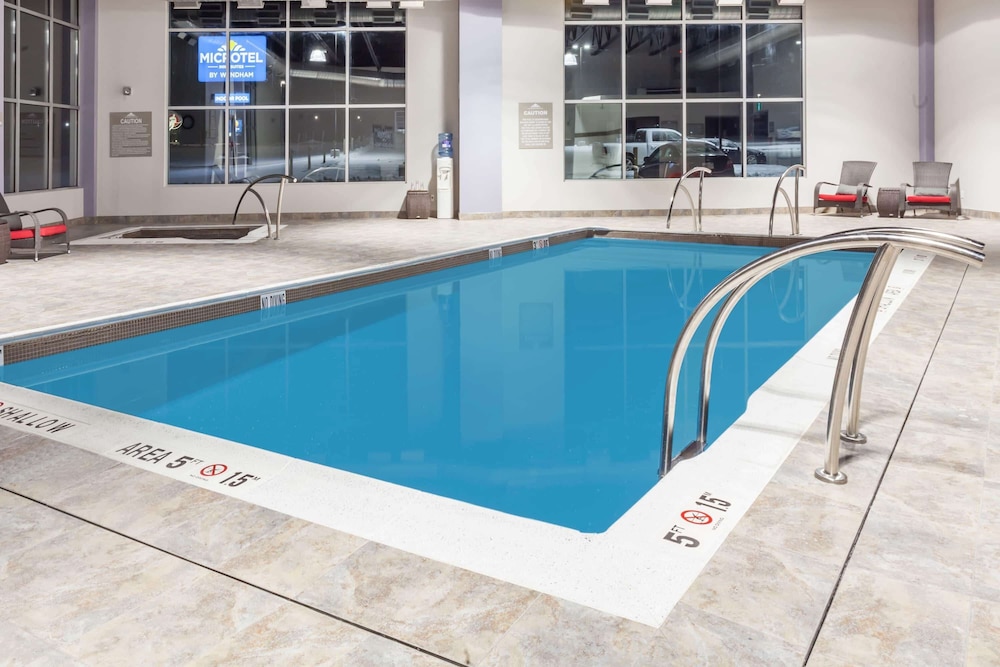 microtel inn and suites by wyndham kirkland lake