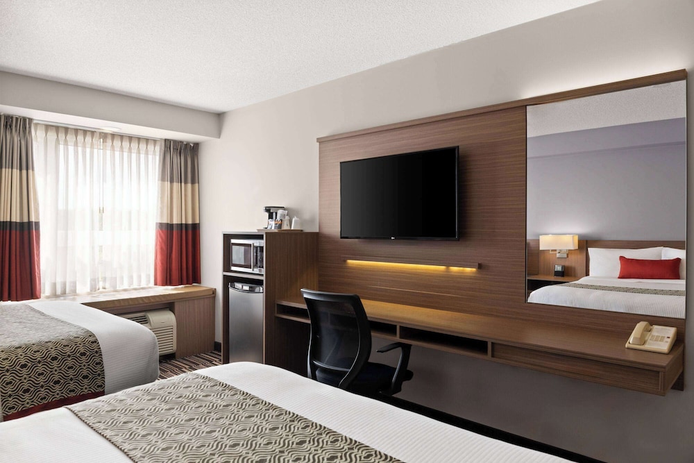 microtel inn and suites by wyndham kirkland lake