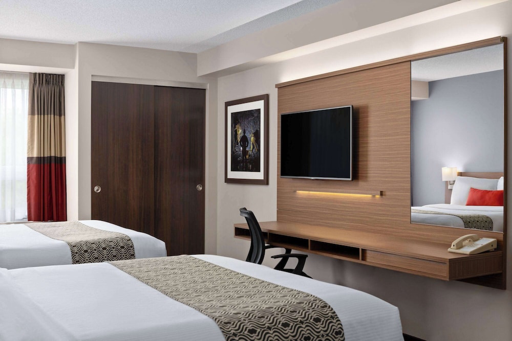 microtel inn and suites by wyndham kirkland lake