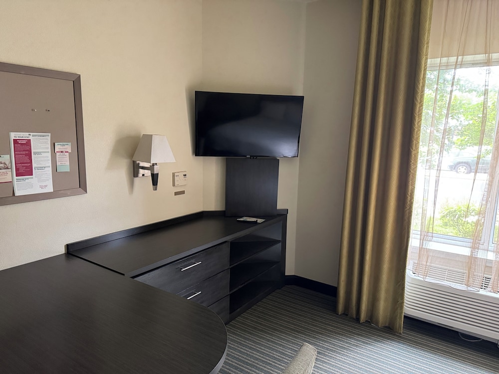 candlewood suites newark south university area by ihg