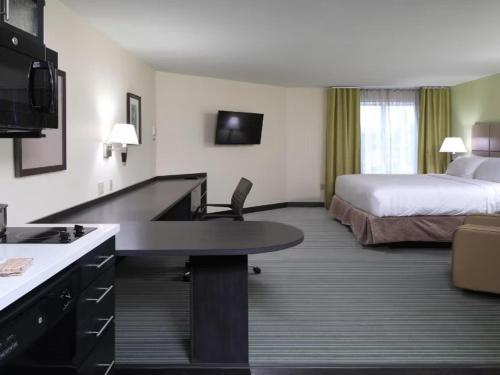 candlewood suites newark south university area by ihg