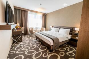 holiday inn dabrowa gornicza by ihg