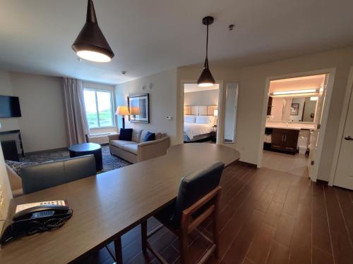 candlewood suites lake charles south by ihg