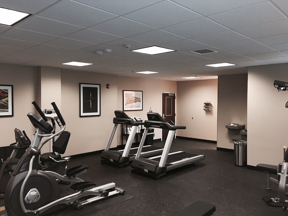 candlewood suites youngstown w i 80 niles area by ihg