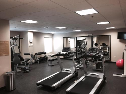 candlewood suites youngstown w i 80 niles area by ihg