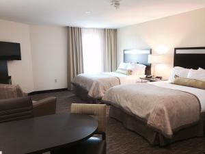 candlewood suites youngstown w i 80 niles area by ihg