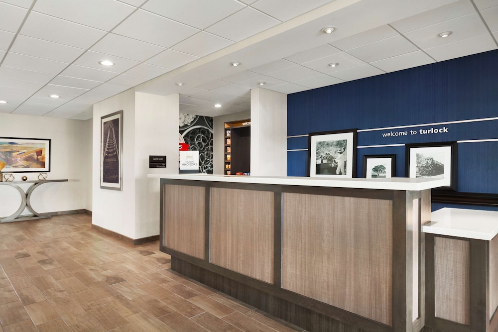hampton inn turlock