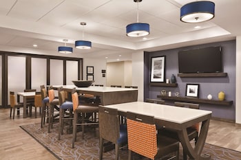 hampton inn turlock