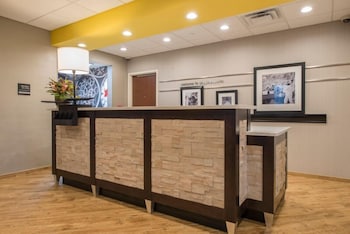 hampton inn waynesboro