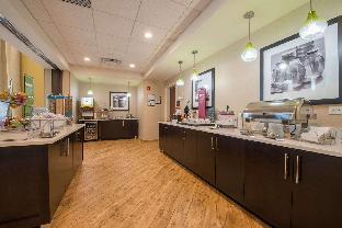 hampton inn waynesboro