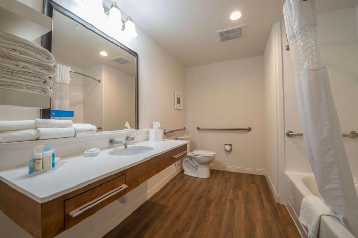 hampton inn waynesboro