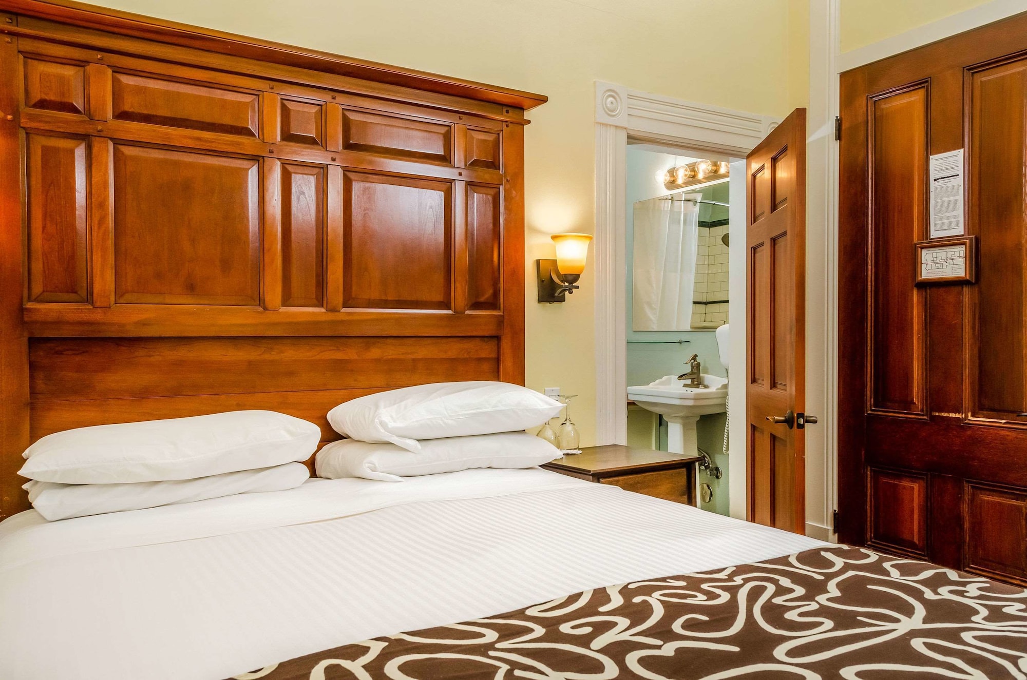 holiday inn express and suites eagan minneapolis area