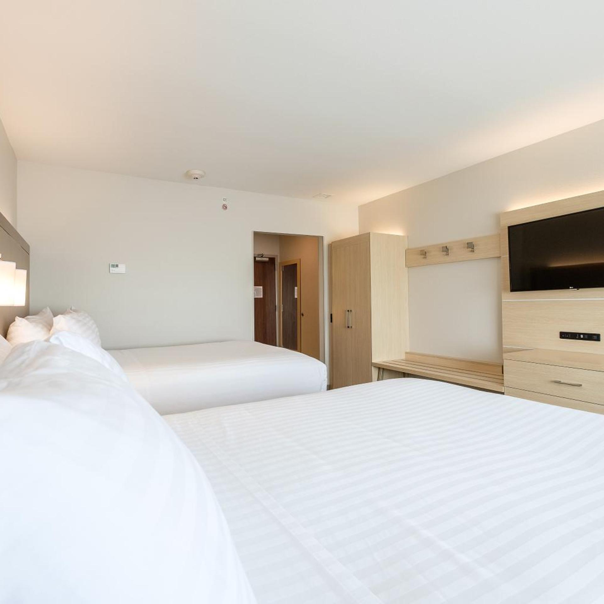 holiday inn express and suites eagan minneapolis area