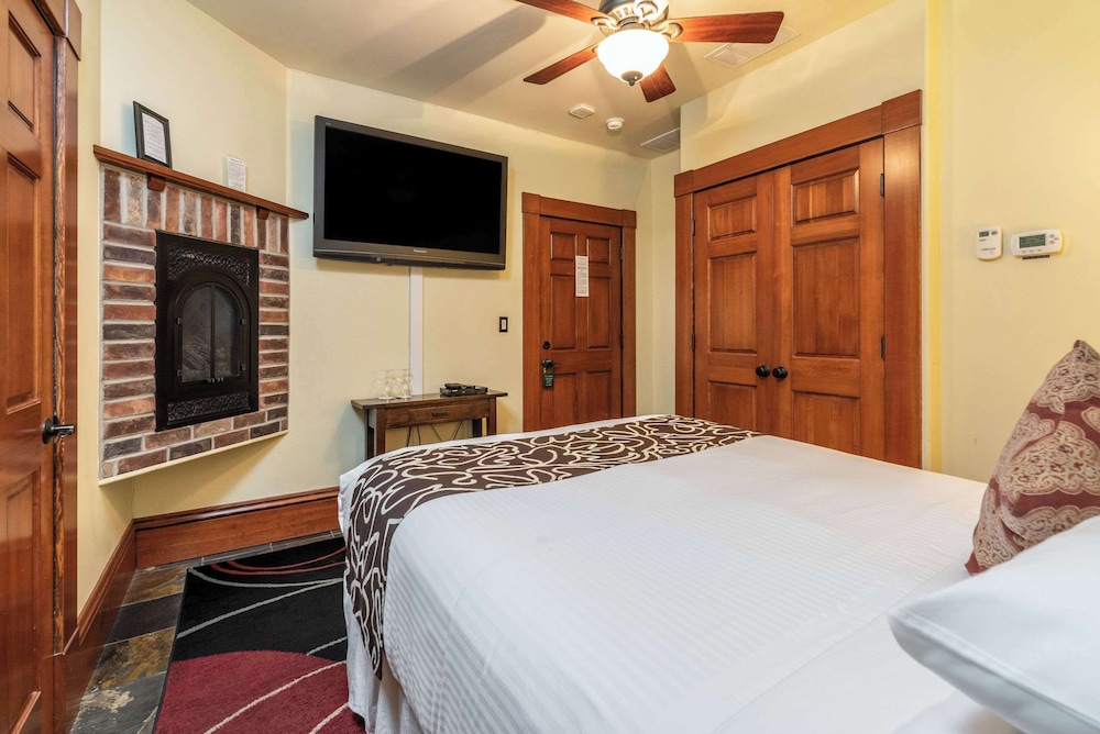 holiday inn express and suites eagan minneapolis area