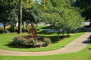 Hotel Indigo Tuscaloosa Downtown By Ihg,Tuscaloosa>>Northport,4 star
