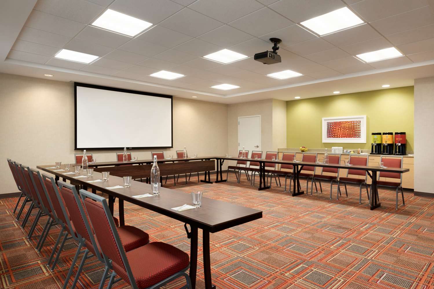 home2 suites by hilton milwaukee brookfield