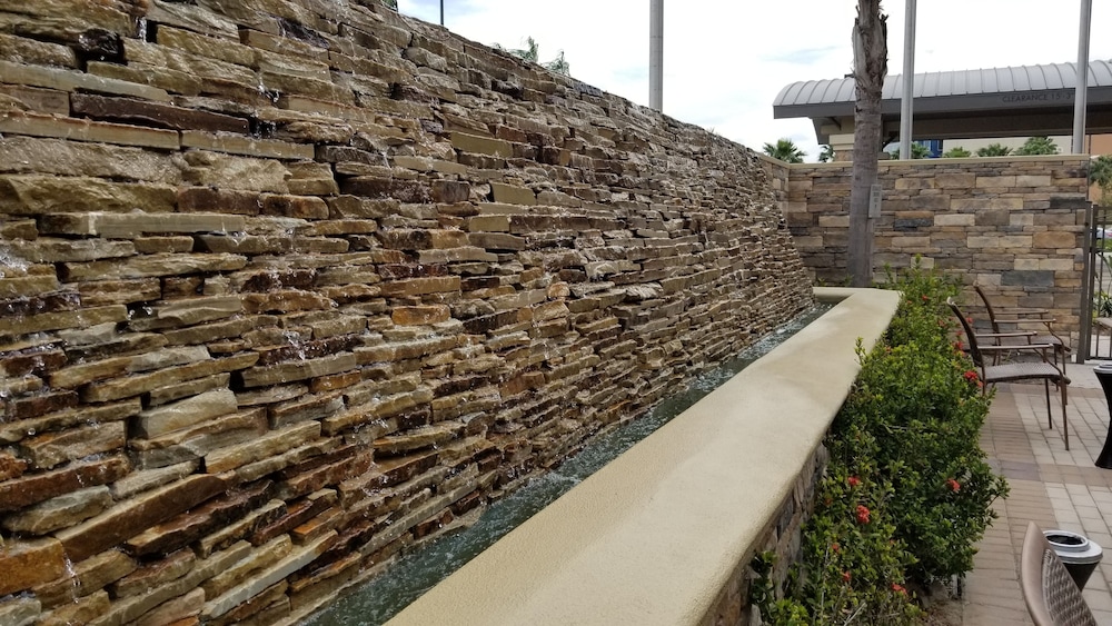 Embassy Suites By Hilton Mcallen Convention Center,Mcallen>>Hidalgo,4 star