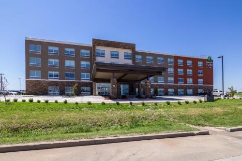 holiday inn express and suites blackwell by ihg