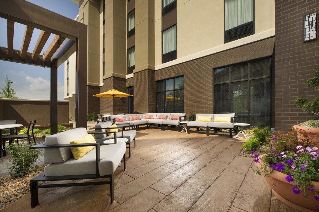 hampton inn louisville east hurstbourne