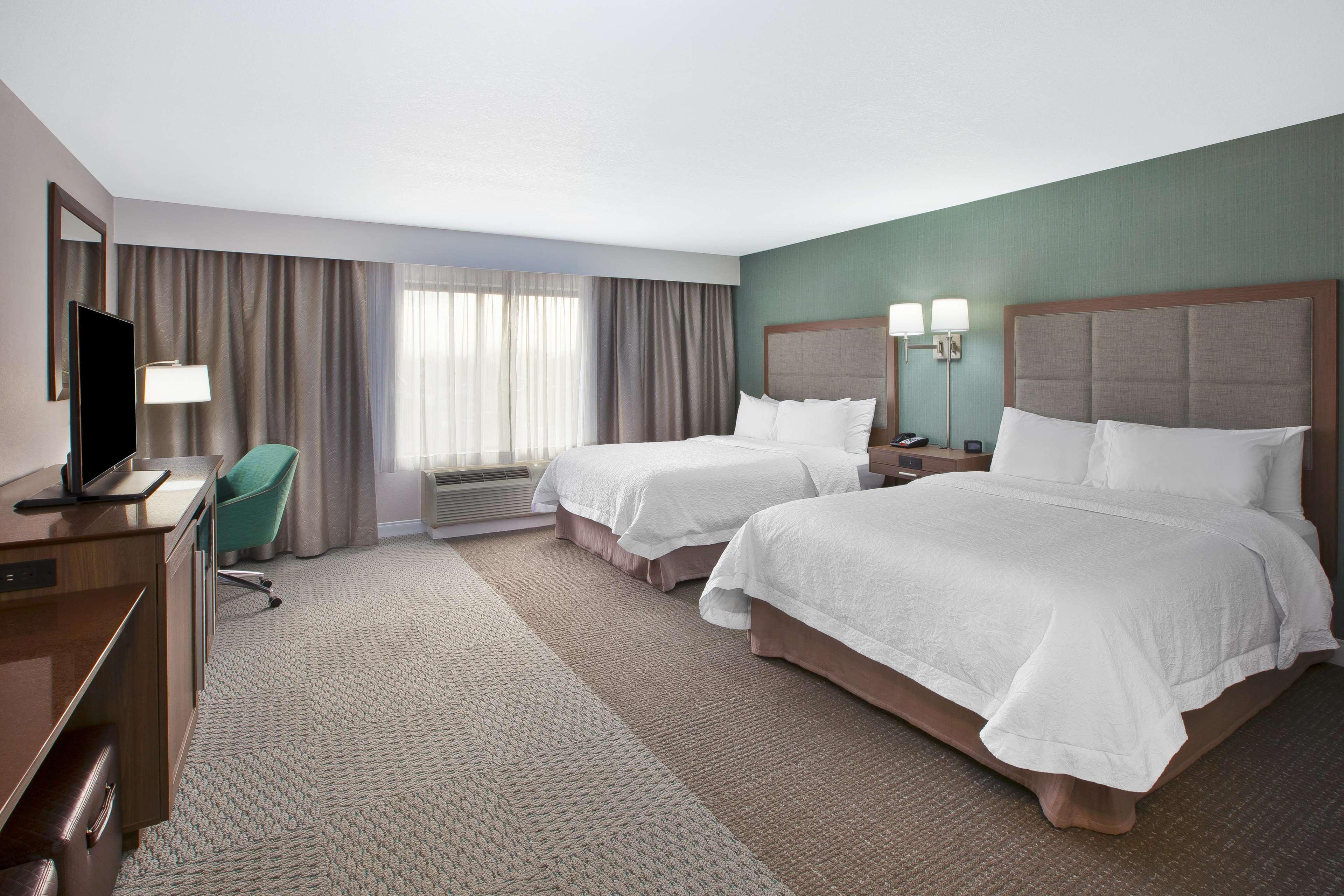 hampton inn and suites alliance