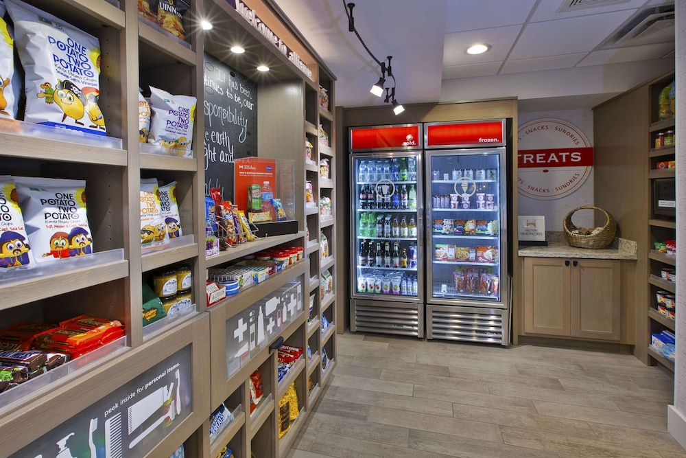 hampton inn and suites alliance