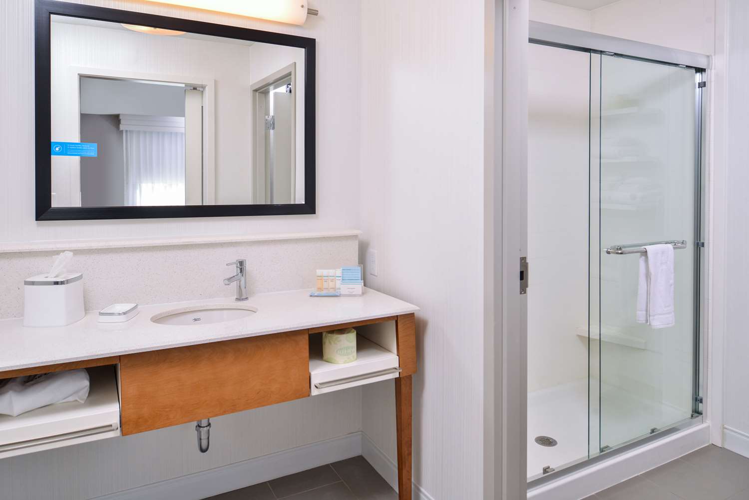 hampton inn and suites altoona des moines