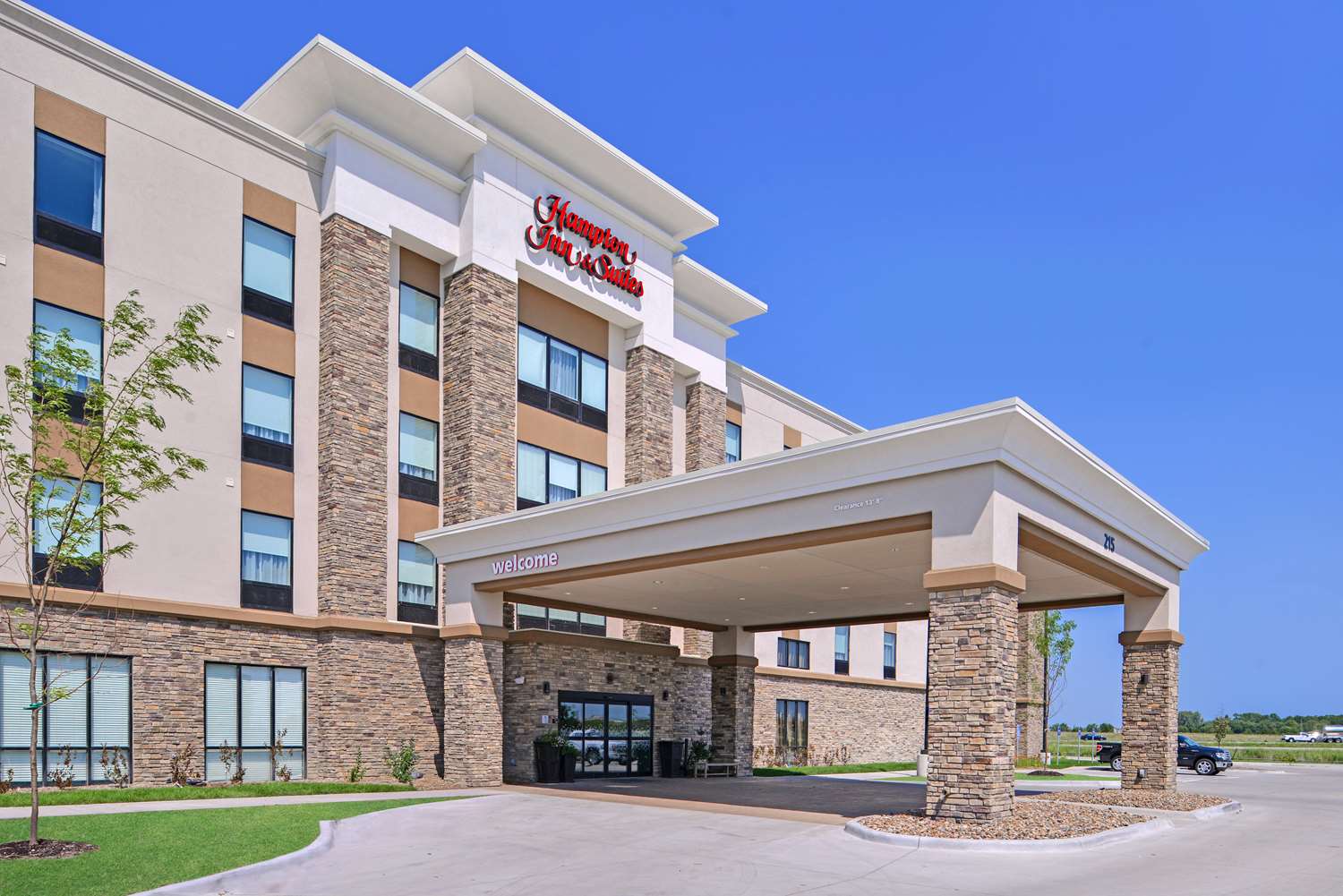 hampton inn and suites altoona des moines