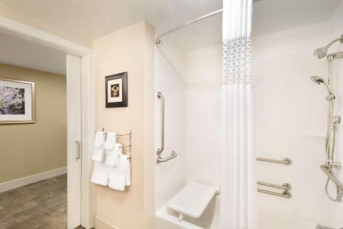 hampton inn elko