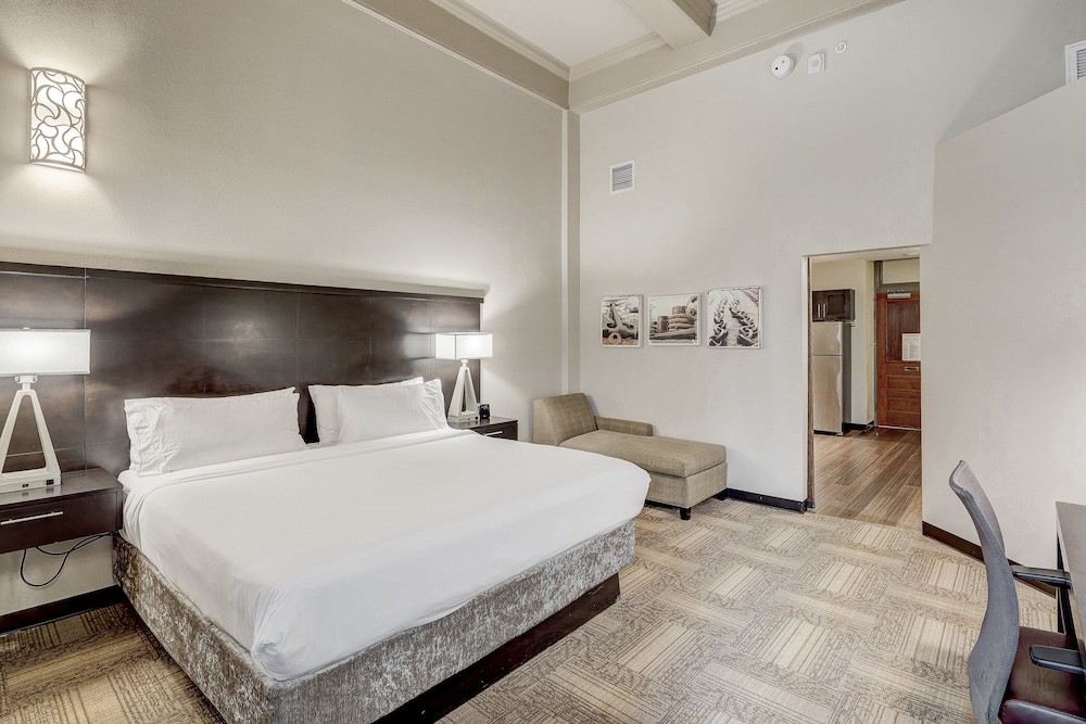 staybridge suites baltimore inner harbor by ihg