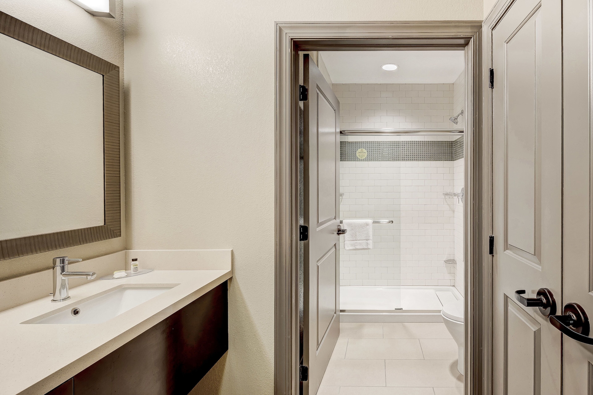 staybridge suites baltimore inner harbor by ihg